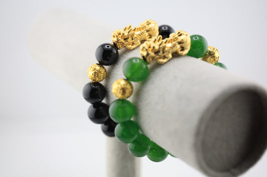 14mm Round Onyx Gemstone Stretch Bracelet with 3D Gold Plated Drago