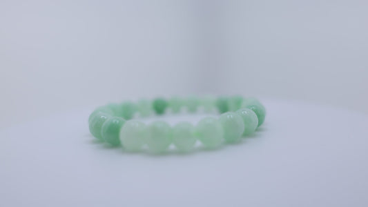 8mm Light Green Round Gemstone
